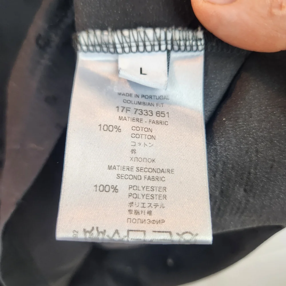Givenchy black logo Distressed tshirt size L in EUC - Picture 8 of 11